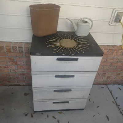 Keter Four Drawer Poly Cabinet With Contents 