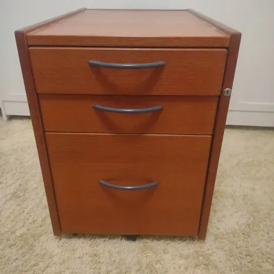 3 Drawer Mobile File Cabinet With Lock