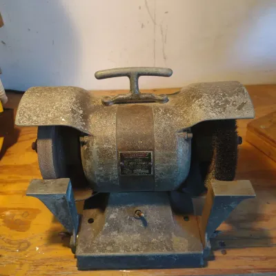 Vintage Black & Decker Bench Grinder
