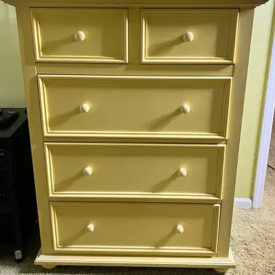 Young America By Stanley Chest Of Drawers