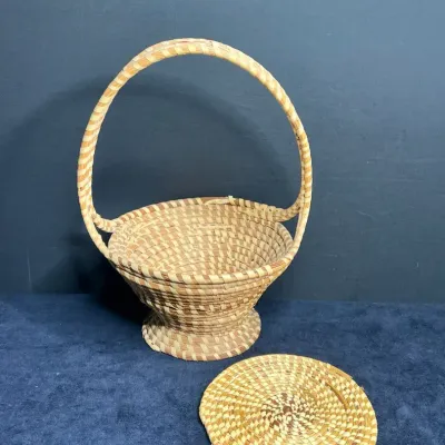 Sweetgrass Basket And Trivet