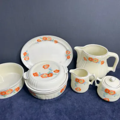 Hall’s Superior Serving Ware
