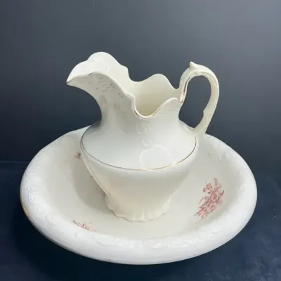 Vintage Wash Basin & Pitcher