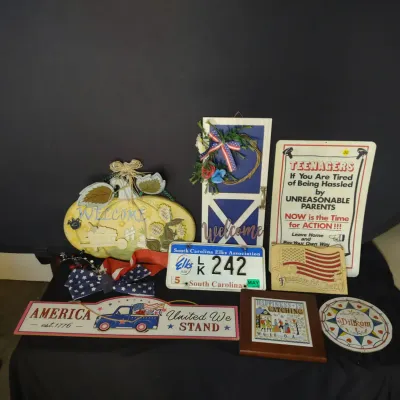 Patriotic And Humorous Decor