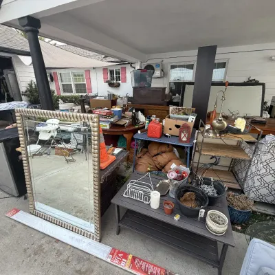Estate sale photo