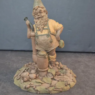 Sale Photo Thumbnail #34: 1986 Cairn Studios "Zermatt" by Tom Clark - 8½" Tall