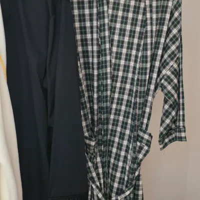 Sale Photo Thumbnail #125
