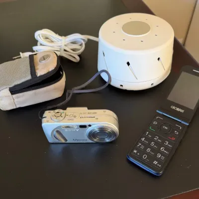 Vintage & Retro Tech Lot – Sony Cyber-shot Camera, Alcatel Flip Phone & Dohm Sound Machine