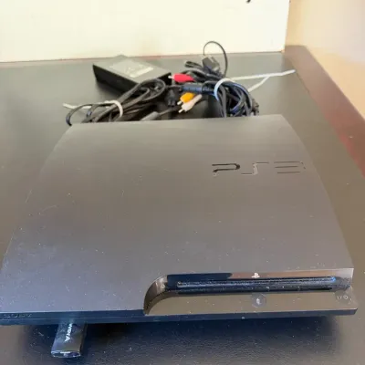 Sony PlayStation 3 PS3 Slim 160GB Console (CECH-3001A) Bundle - Powers On!