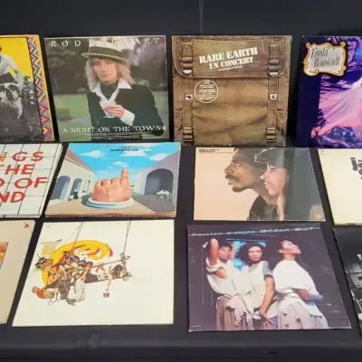 Vintage Rock On Vinyl (WH16)