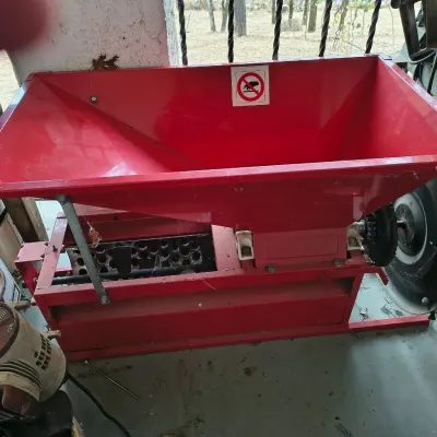 Sale Photo Thumbnail #135: Grape crusher