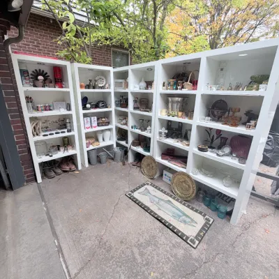 Sale Photo Thumbnail #478