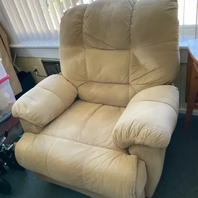 Recliner Chair 
