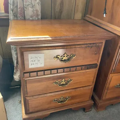 Early American Style Night Stand 