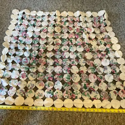 Vintage Yo Yo Table Mat