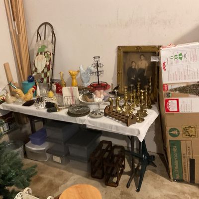Estate sale photo
