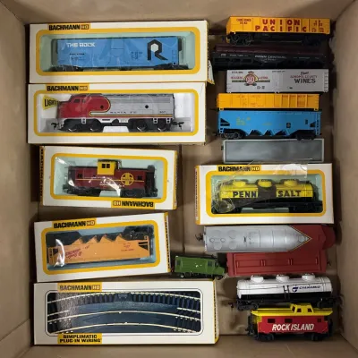 Sale Photo Thumbnail #695