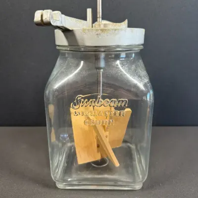 Antique Sunbeam Mixmaster Glass Butter Churn with Wooden Paddles – Incomplete