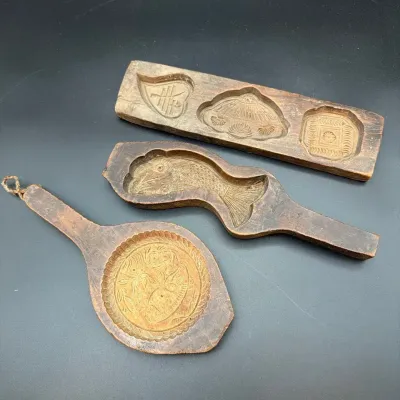 Vintage Chinese Hand-Carved Wooden Cookie & Mooncake Molds – Fish, Frog & Decorative Designs – 3 Pie