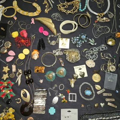 Sale Photo Thumbnail #69