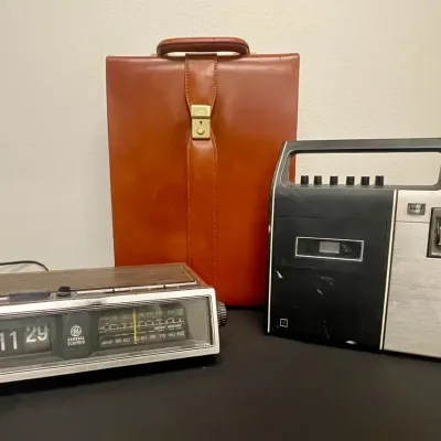 Vintage Home Audio (General Electric & Panasonic) + Vintage Leather Portfolio