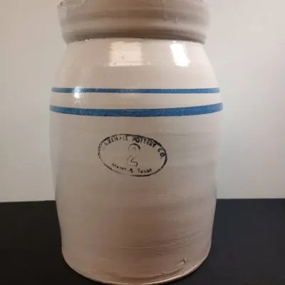Vintage Marshall Pottery Co. 2-Gallon Stoneware Crock/Butter Churn 