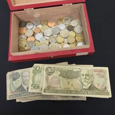 Mixed Currency Lot