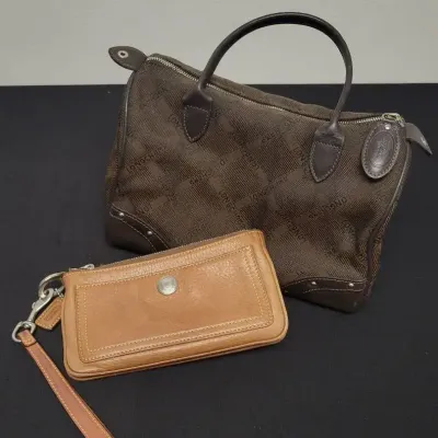 AUTHENTICATED Longchamp Purse And Coach Wallet