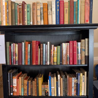 Over 800 hardbound books-- mostly First Editions and early literature--$5 each