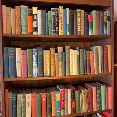 Over 800 hardbound books-- mostly First Editions and early literature--$5 each