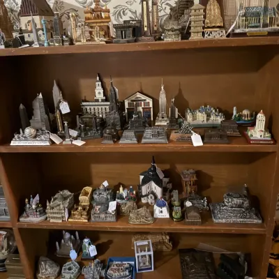 Sale Photo Thumbnail #269