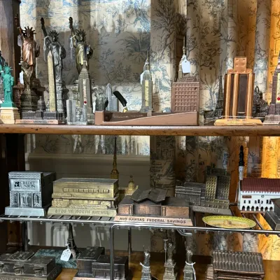 Sale Photo Thumbnail #104