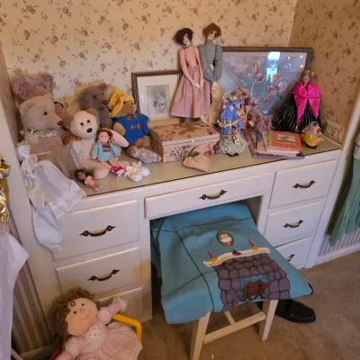 Sale Photo Thumbnail #109
