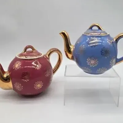 (2) Hall China Gold Daisy Boston Teapots 
