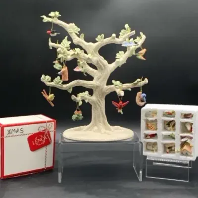Stunning  Fine Porcelain Lenox Tree w/ Birds & 12 Days of Christmas 