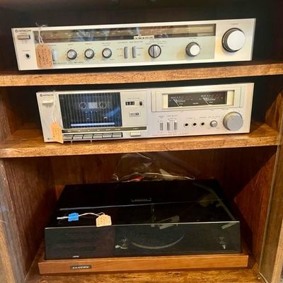 Sale Photo Thumbnail #83: Hitachi Stereo, Tape player & turntable all work great!