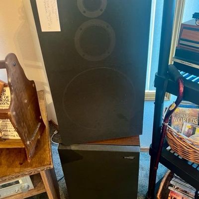 Sale Photo Thumbnail #81: Pioneer speakers sounds good!