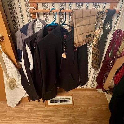 Sale Photo Thumbnail #139