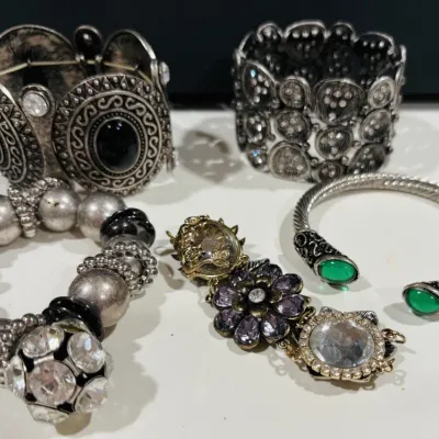 Sale Photo Thumbnail #282