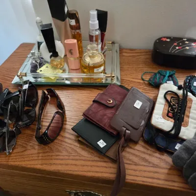 Sale Photo Thumbnail #107