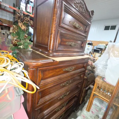 Sale Photo Thumbnail #202