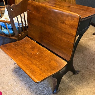 Sale Photo Thumbnail #3: Student desk 