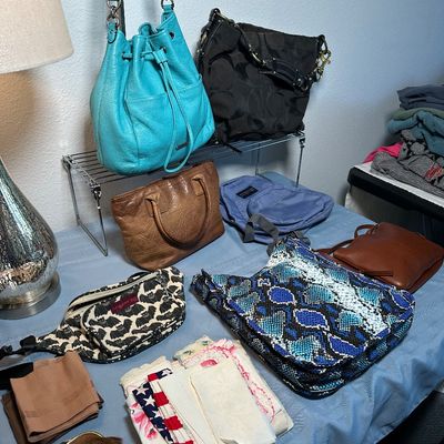 Sale Photo Thumbnail #424