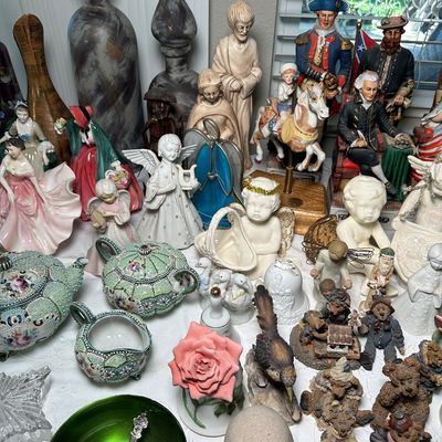 Sale Photo Thumbnail #193