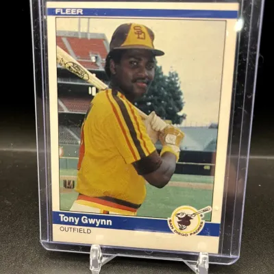 Sale Photo Thumbnail #140: 1984 Fleer Tony Gwynn #301 San Diego Padres Baseball Hall of Fame 2nd Year Card