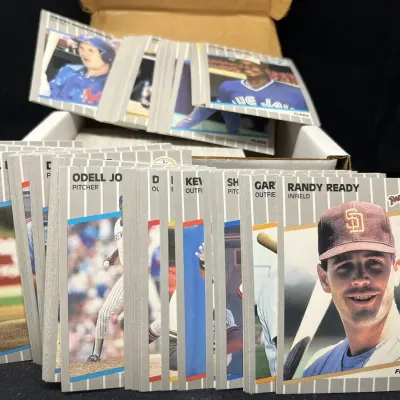 Sale Photo Thumbnail #120: 1989 Fleer Baseball Cards Partial Set / Large Lot in Box
