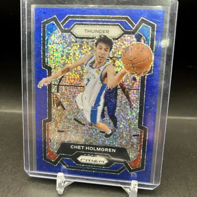 Sale Photo Thumbnail #198: 2023-24 Panini Prizm Chet Holmgren #115 Blue Sparkle /144 OKC Thunder NBA
