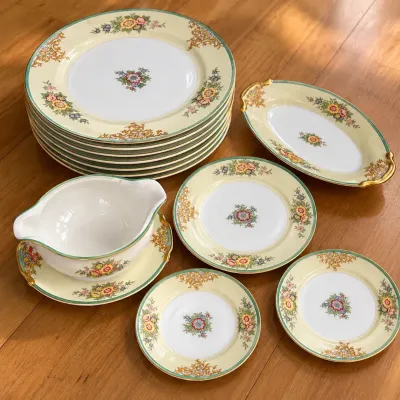 Vintage Floral Porcelain Dinnerware Set  27 Pieces  Made in Japan