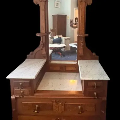 Marble Top Vanity With Mirror