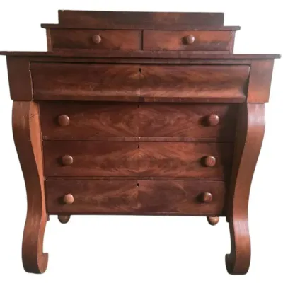 Mid 1800s American Empire Style Chest Of Drawers With Flame Mahogany Veneer